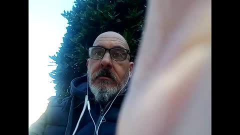 frajimhorm online show from 12/01/25, 11:04