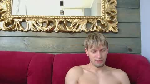 frame_tamer888 online show from 09/21/25, 10:50