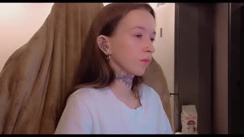 Snapshot of fran_bow chatting on 11/28/25, 06:32 fran_bow online show from 11/28/25, 06:32