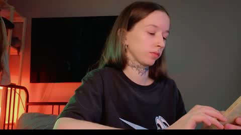 Snapshot of fran_bow chatting on 03/30/26, 01:12 fran_bow online show from 03/30/26, 01:12