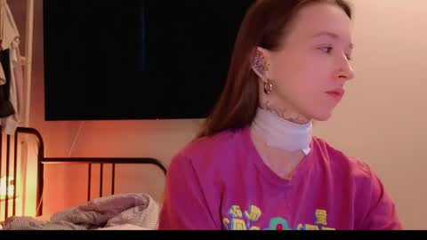 Snapshot of fran_bow chatting on 04/03/26, 01:09 fran_bow online show from 04/03/26, 01:09