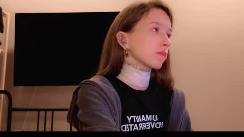 Snapshot of fran_bow chatting on 04/09/26, 11:21 fran_bow online show from 04/09/26, 11:21