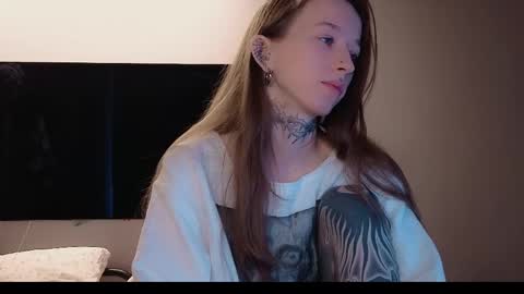 Snapshot of fran_bow chatting on 04/22/26, 10:28 fran_bow online show from 04/22/26, 10:28