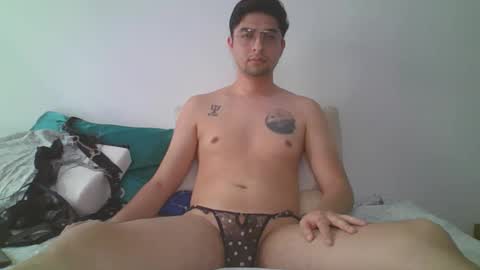 Snapshot of fran_boy chatting on 03/07/26, 09:45 fran online show from 03/07/26, 09:45