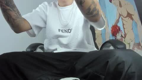 Snapshot of fran_boy_ chatting on 12/22/25, 04:20 Fran online show from 12/22/25, 04:20