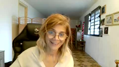 francelune online show from 02/08/26, 12:08