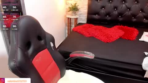          online show from 11/26/25, 02:12