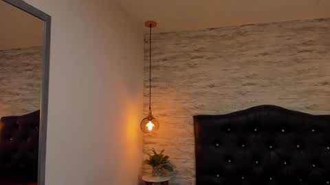 Snapshot of francesca_bbw chatting on 02/11/26, 03:00 online show from 02/11/26, 03:00