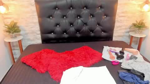 Snapshot of francesca_bbw chatting on 05/12/26, 03:14 online show from 05/12/26, 03:14