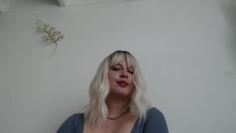 Francesca online show from 02/18/25, 09:31