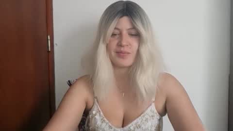 Francesca online show from 10/27/25, 06:23