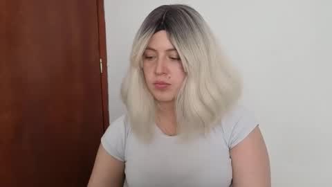 Snapshot of francescaasmith chatting on 03/13/26, 07:20 Francesca online show from 03/13/26, 07:20