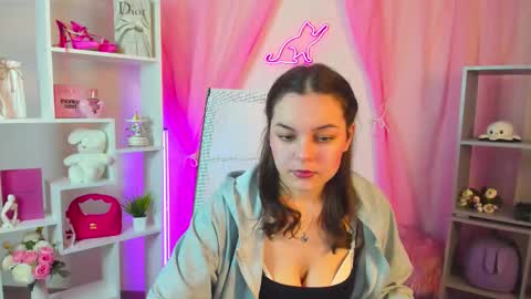 Snapshot of francescacavaliere chatting on 03/20/26, 11:26 Francesca online show from 03/20/26, 11:26