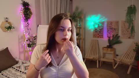 Snapshot of francescacavaliere chatting on 03/27/26, 11:10 Francesca online show from 03/27/26, 11:10