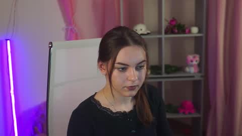 Snapshot of francescacavaliere chatting on 03/28/26, 09:42 Francesca online show from 03/28/26, 09:42