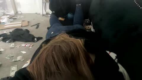 Snapshot of francescafey chatting on 12/29/24, 08:55 francescafey online show from 12/29/24, 08:55