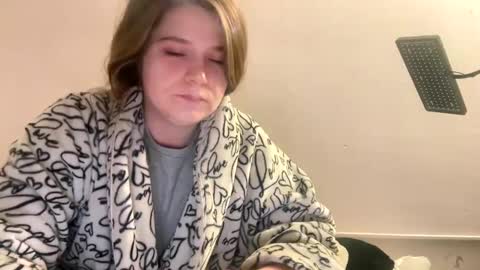 Snapshot of francescafey chatting on 09/19/25, 04:47 francescafey online show from 09/19/25, 04:47