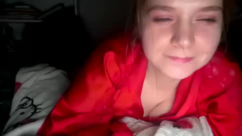 Snapshot of francescafey chatting on 10/14/25, 10:54 francescafey online show from 10/14/25, 10:54