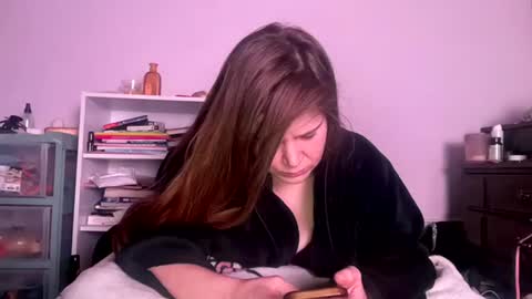 Snapshot of francescafey chatting on 11/24/25, 07:30 francescafey online show from 11/24/25, 07:30