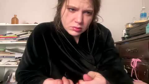 Snapshot of francescafey chatting on 12/18/25, 05:57 francescafey online show from 12/18/25, 05:57