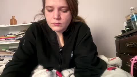 Snapshot of francescafey chatting on 12/18/25, 07:09 francescafey online show from 12/18/25, 07:09