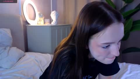 Snapshot of francessmason chatting on 02/26/26, 06:56 Marybrown eye Katy gray eye online show from 02/26/26, 06:56