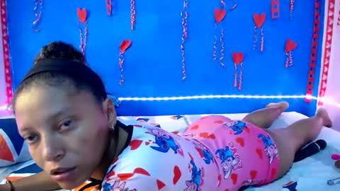 francihot4 online show from 02/09/25, 02:18