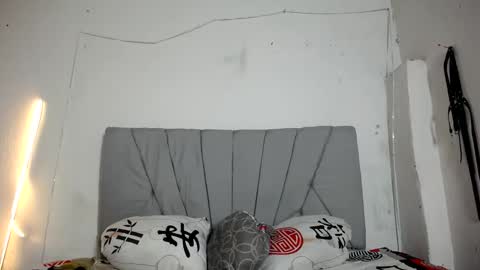 francihot4 online show from 02/04/26, 03:23