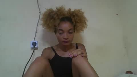 Snapshot of francinoli chatting on 03/27/26, 12:16 Francinoli online show from 03/27/26, 12:16