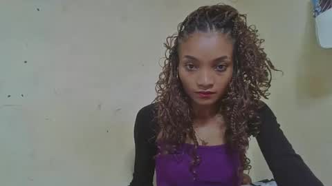 Snapshot of francinoli chatting on 05/06/26, 04:30 Francinoli online show from 05/06/26, 04:30