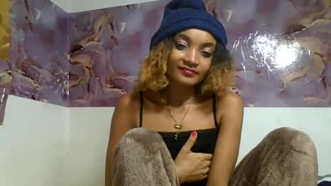 Snapshot of francinoli chatting on 07/26/26, 07:10 Francinoli online show from 07/26/26, 07:10