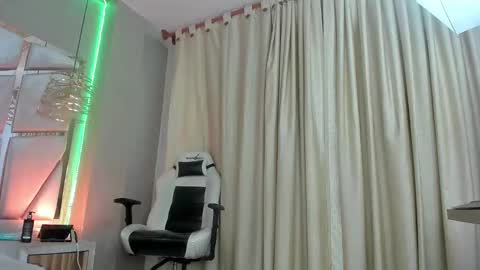 Snapshot of francis_20 chatting on 03/13/26, 01:07 francis_20 online show from 03/13/26, 01:07