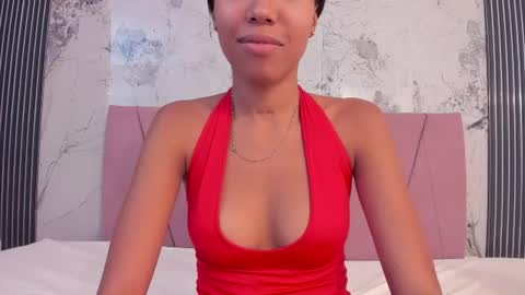Snapshot of francis_leams chatting on 07/15/26, 07:30 Laura online show from 07/15/26, 07:30
