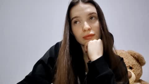 Lina online show from 01/12/26, 09:14