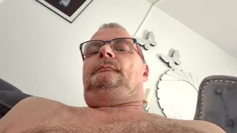 Snapshot of franciscomalin chatting on 06/16/26, 05:48 franciscomalin online show from 06/16/26, 05:48