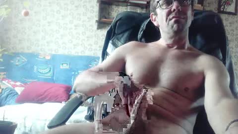 Snapshot of franck143544 chatting on 01/04/25, 12:27 franck143544 online show from 01/04/25, 12:27