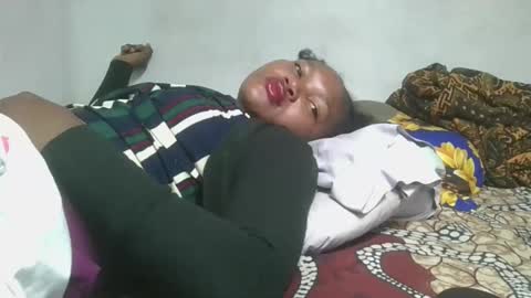 Snapshot of franckamby chatting on 11/28/25, 12:46 franckamby online show from 11/28/25, 12:46