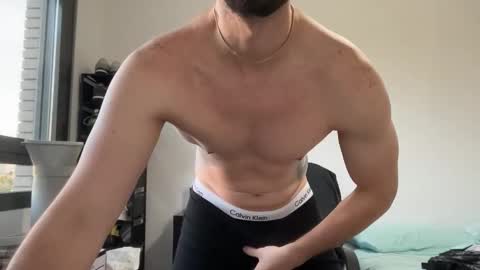 Snapshot of franco03952 chatting on 11/02/25, 04:53 franco03952 online show from 11/02/25, 04:53