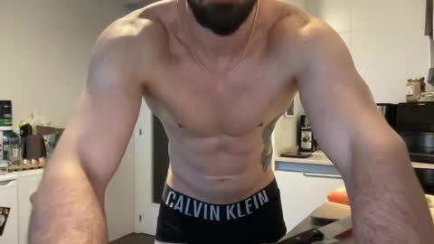 Snapshot of franco03952 chatting on 02/18/26, 05:53 franco03952 online show from 02/18/26, 05:53