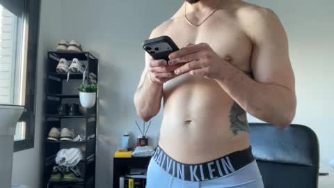 Snapshot of franco03952 chatting on 04/02/26, 04:59 franco03952 online show from 04/02/26, 04:59