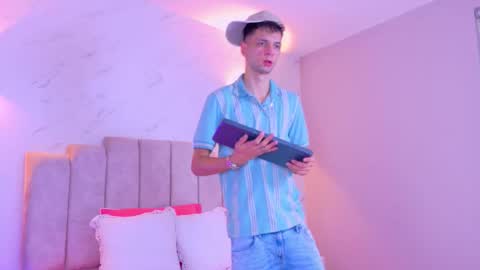 Franco online show from 11/04/25, 08:41