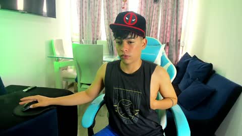 frank online show from 02/04/25, 07:44