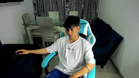 frank online show from 02/06/25, 10:53