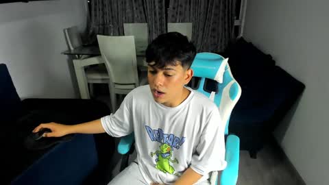 frank online show from 02/07/25, 11:24