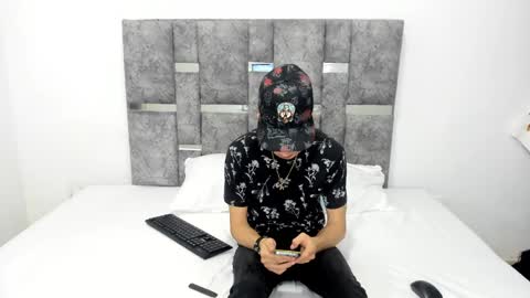 Snapshot of franco_taylor chatting on 01/19/25, 04:01 Franco taylor online show from 01/19/25, 04:01