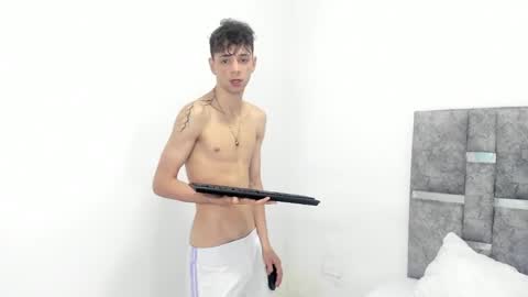 Snapshot of franco_taylor chatting on 02/21/25, 10:59 Franco taylor online show from 02/21/25, 10:59