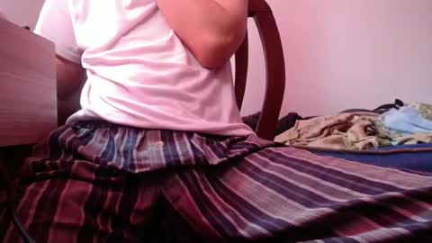 Snapshot of francopbaby22 chatting on 11/16/25, 01:49 francop online show from 11/16/25, 01:49