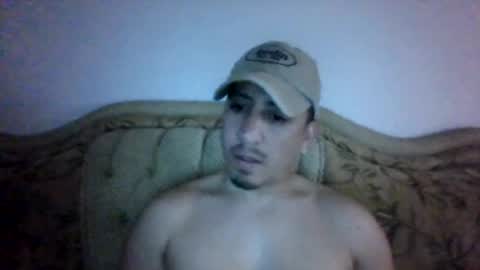 Snapshot of francopizano chatting on 06/19/26, 04:06 Francum online show from 06/19/26, 04:06