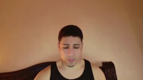 Snapshot of francopizano chatting on 07/22/26, 04:26 Francum online show from 07/22/26, 04:26