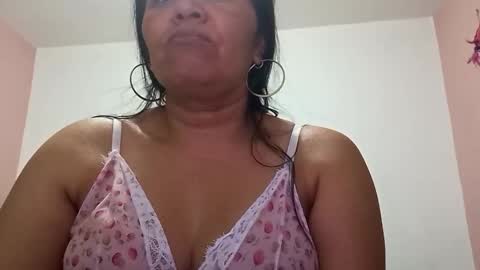 Snapshot of francy_froz chatting on 02/01/25, 02:37 francy froz online show from 02/01/25, 02:37